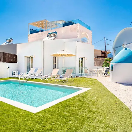 Villa Mournia *